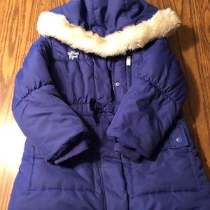 OSHKOSH B’GOSH  WINTER COAT W/FUR HOOD
